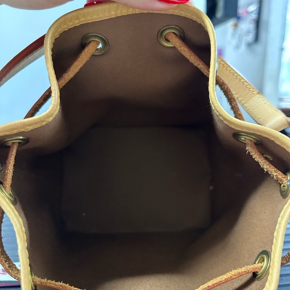 Louis Vuitton Mini Noe Bucket Bag - Picture 6 of 9